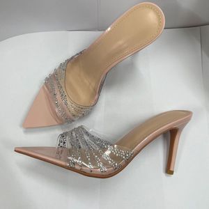 Chaussures à talons aiguilles de luxe pour femme en PVC avec cristaux et bout pointu en Perspex - Product Image 2