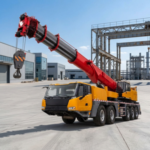 Grúa sobre camión NMSany STC3000C8‑8 de 300t usada del año 2024 para la construcción de terminales de aeropuertos, pluma de 90M, contrapeso completo de 73.5t - Product Image 1