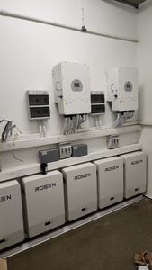 BMS-Protokoll Kompatibel mit Deye und <span class=keywords><strong>Growatt</strong></span> Hybrid-Wechselrichter Rosen 5kWh 10kWh 20kWh Power Wall Lithium-Batterie - Product Image 4