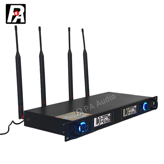 Pro UHF Dynamic Rode Wireless Microphone System with Accessories for Karaoke Parties and Other Events