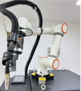 Solution de soudage intégrée, robot de soudage collaboratif, capacité de charge utile 5 kg, précision et répétabilité 0,02 mm, rayon d'action - Product Image 2