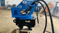 Mini-excavatrice avec rotateur hydraulique inclinable et rotatif, attache rapide
