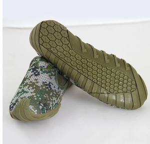 DFR0113 Chaussures de sport respirantes légères en tricot tissé camouflage blanc et vert personnalisées - Product Image 5