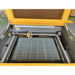 60*40cm Co2 Laser Graveur 6040 6090 7050 Gravure Machine De Découpe M2 Ruida Contrôle Nid D'abeille Lit Pompe À Air Pompe À Eau Jambes - Product Image 2