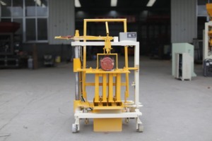 Machine à fabriquer des blocs creux en béton de petite taille, 8 pouces, 6 pouces, pour la vente - Product Image 6