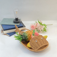Panier de pique-nique en rotin tressé en forme de poisson, mignon, écologique, fait main, en plastique PP, pour le pain, les aliments et les fruits, avec poignée