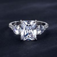 Bague de fiançailles de luxe en moissanite taille radiant 4 carats, couleur D, en argent sterling 925 personnalisé
