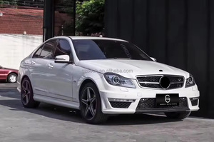 Wholesale Car Bumper for Mercedes Benz W204 C-class Upgrade C63 Amg Bodykit Rear <strong>Diffuser</strong> Side Skirt Hood Headlight Taillights - Product Image 6