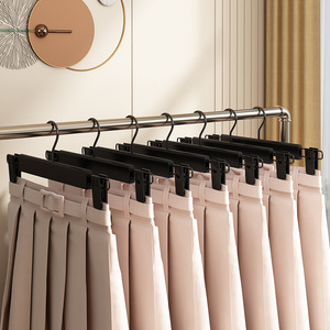 Perchas para faldas <span class=keywords><strong>K421</strong></span> que ahorran espacio con ganchos giratorios, perchas para ropa, abrigos, pantalones vaqueros, perchas de plástico para ropa y pantalones con clips - Product Image 3