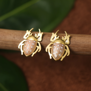 Pendientes de Moda con Bisel de Aleación Chapado en Oro y Diseño de Concha de Insecto Vintage E450-E200-0184QK - Product Image 3