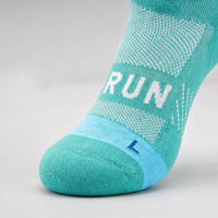 Chaussettes de course personnalisées en gros avec logo, respirantes en maille, pour hommes et femmes, chaussettes de marathon professionnelles