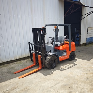 Original Japanese 3 Ton FD30 Cheap Gasoline LPG Engine Toyota <b>Forklift</b> FG30 <b>Forklift</b> Fast Shipping - Product Image 4
