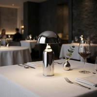 Lampe de table LED sans fil de luxe 2026, rechargeable, portable, à commande tactile, intensité variable en continu, design minimaliste, en forme de champignon, pour restaurant