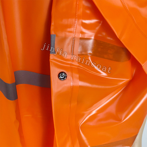 Poncho de <span class=keywords><strong>pluie</strong></span> en <span class=keywords><strong>plastique</strong></span> PVC long unisexe avec logo personnalisé d'usine pour adultes avec boutons et cordon de serrage <span class=keywords><strong>Cape</strong></span> de <span class=keywords><strong>pluie</strong></span> - Product Image 6