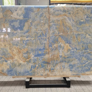 Prix de la dalle d'onyx bleu avec veinure dorée, directement de l'usine, pour revêtement mural intérieur, revêtement de sol et plan de toilette de salle de bain - Product Image 4