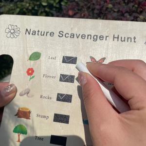 Placa de madeira para crianças Montessori Natureza Caça ao Ar Livre presente personalizado - Product Image 5