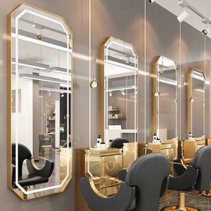 Sillón de Barbería de Diseño Moderno 2026 con Luz LED y Espejo, Muebles para Salón de Belleza y Peluquería, Hecho de Metal - Product Image 3