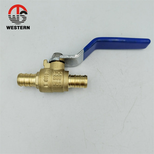 Válvula de Bola de Cierre de Latón Sin Plomo <span class=keywords><strong>PEX</strong></span> de <span class=keywords><strong>1</strong></span>/<span class=keywords><strong>2</strong></span> pulgada - Product Image 1