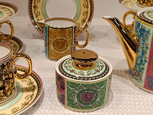 Nouvel ensemble de thé et de café en céramique à motif européen, 15 pièces, service à thé de l'après-midi en porcelaine pour hôtels, restaurants, cadeaux d'affaires - Product Image 3