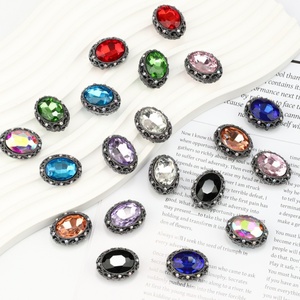 Vente en gros de pendentifs artisanaux, collier de perles fantaisie, bracelet de bricolage, accessoires de bijoux en vrac - Product Image 1