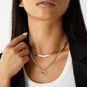Colar Personalizado com Letra Inicial, Corrente Cubana, Pingente Redondo com 26 Letras do Alfabeto, Joia de Cobre Banhada a Ouro <span class=keywords><strong>24K</strong></span>, Atacado - Product Image 2
