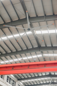 Ventilatore da Soffitto Grande VFans con Motore a Magneti Permanenti HVLS per Ambienti di Lavoro, Controllo VFD, Ventilazione Sicura e Stabile per Fienili - Product Image 3