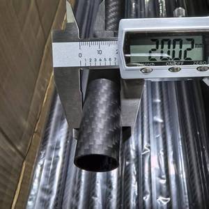 Tube <span class=keywords><strong>en</strong></span> fibre de carbone haute précision à module élevé, 22 mm, 20 mm, 18 mm, tube rond léger pour modèles RC et conceptions personnalisées - Product Image 3