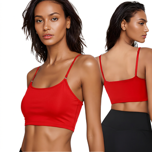 Soutien-gorge de sport pour femme à bretelles, maintien moyen, noir uni, haut de yoga - Product Image 1
