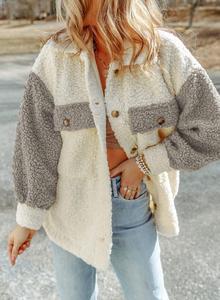 <span class=keywords><strong>Giacca</strong></span> Sherpa Shacket in pile da <span class=keywords><strong>donna</strong></span> con tasche con Logo personalizzato WingTu con marchio privato in <span class=keywords><strong>peluche</strong></span> - Product Image 2