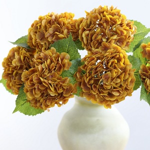 Stelo di Ortensia Multicolore di Alta Qualità, Effetto Realistico per Decorazioni Matrimoniali, Casa e Feste - Product Image 3