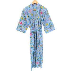 Kimono de Algodón Azul Claro de Talla Grande Premium, Ropa de Estar con Estampado Floral Hecho a Mano, Disponible a Precio de Mayoreo - Product Image 1