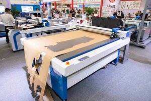 Kraft <strong>Paper</strong> <strong>Plotter</strong> Flatbed <strong>Cutting</strong> Machine Inkjet <strong>Cutting</strong> Printer - Product Image 3