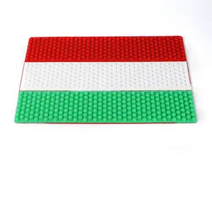 Itália Bandeira Vermelho Branco Verde Cor Resina Material Único Carro Pegajoso Telefone Grip Pad Mats Anti Slip Dashboard Com Barato