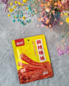Usine En Gros Tradition Chinoise Collations Épicées Rayures Haricots Secs Collations Décontractées BBQ Saveur <span class=keywords><strong>Latiao</strong></span> 68g - Product Image 4