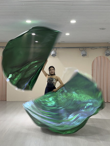 Juego de accesorios de baile coloridos Abanicos de seda grandes para espectáculos de escenario para danza del vientre moderna Latina Traje a juego - Product Image 6