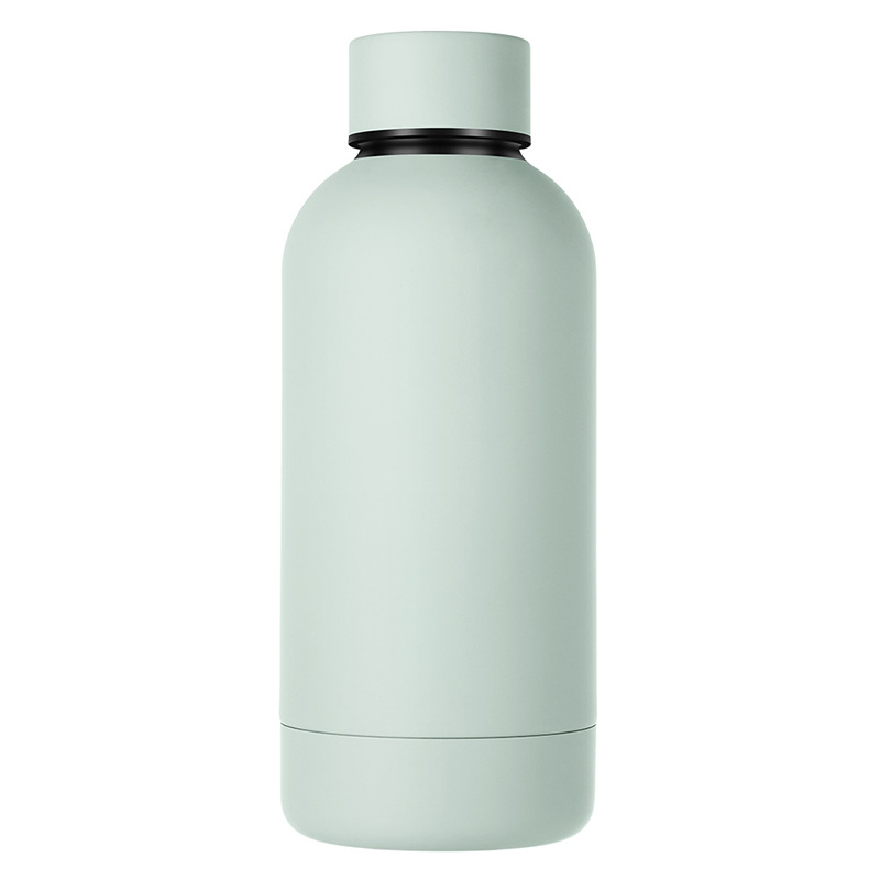 Blanc bleuâtre