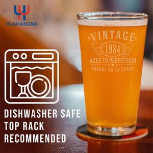 Verre à bière HUAHANGNA personnalisé avec logo, 16 oz, style vintage gravé au laser, moderne, idéal pour un cadeau d'anniversaire ou une promotion - Product Image 3