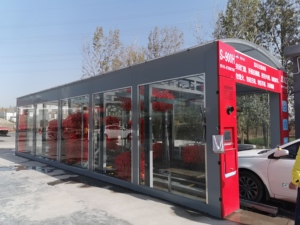 Version mise à jour de la machine de lavage de voitures entièrement automatique de type tunnel continu pour station-service, capable de nettoyer plus de véhicules simultanément XCM - Product Image 3