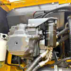 Excavadora Usada Komatsu PC220-8 de 22 Toneladas, Cucharón de 1m, Motor y Bomba, Brazo de Largo Alcance, 0-2000 Horas - Product Image 6