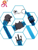 Collier durable et élégant à boucle de sécurité en forme de tête de chat, couleur unie, avec clochette pour chats et chiens, utilisation extérieure, matériau PP