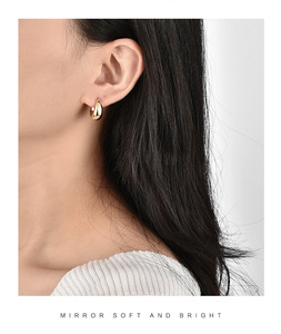 2024 Trendy 925 <b>Sterling</b> <b>Silver</b> Chunky Hoop Earrings Real Gold Plated Geometric Pattern for Weddings Parties Alloy Fashion - Product Image 3