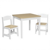 Delta Children MySize Ensemble table et chaises en bois durables pour enfants (2 chaises incluses) Arts et artisanat Pause pour collation École à domicile Devoirs Bianca