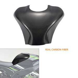 Protector de Tanque de Gasolina para Motocicleta, Cubierta de Fibra de Carbono, Compatible con <span class=keywords><strong>KAWASAKI</strong></span> <span class=keywords><strong>ZX</strong></span>-<span class=keywords><strong>10R</strong></span> <span class=keywords><strong>ZX</strong></span>-10 R 2011 2012 2013 2014 <span class=keywords><strong>2015</strong></span> - Product Image 3