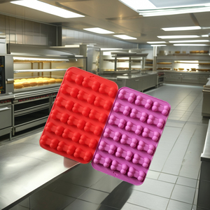 Usine Stock <span class=keywords><strong>Silicone</strong></span> Gâteau Moules 18 Cavité <span class=keywords><strong>En</strong></span> Forme D'os Outils De Cuisson Chien Os Résine Bonbons <span class=keywords><strong>Plaque</strong></span> Pâtisserie Outil - Product Image 3