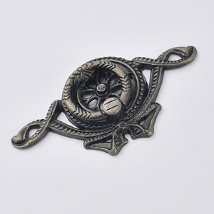 Tirador de cajón de un solo orificio con diseño B-409, de aleación de zinc y bronce, estilo europeo, para puerta de armario, forma novedosa, duradero - Product Image 2