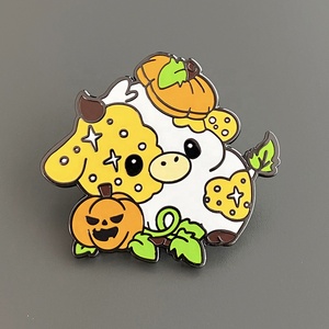 Venta al por mayor de pines de anime artesanías de metal dibujos animados <span class=keywords><strong>dinosaurio</strong></span> globo insignia personalizar cuello solapa pines fabricante figura esmalte pin con cadena - Product Image 5