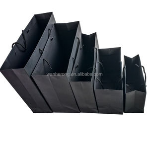 <span class=keywords><strong>Sac</strong></span> d'emballage noir <span class=keywords><strong>sac</strong></span> de course logo de marque personnalisé cadeau vêtements vente au détail sacs en papier avec poignées en ruban plat - Product Image 4