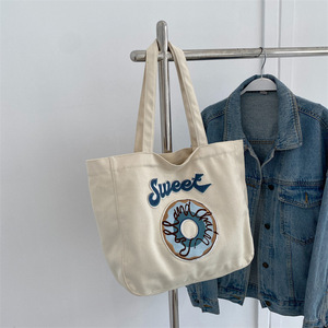 ถุงผ้าแคนวาสแบบกำหนดเองเป็นมิตรกับสิ่งแวดล้อมสำหรับการวิ่งไปยังร้านค้าในบริเวณใกล้เคียงและการเดินตลาดในตอนเย็น - Product Image 5