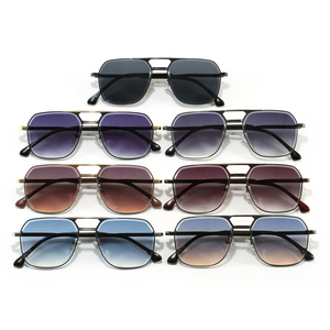 Lunettes <span class=keywords><strong>de</strong></span> soleil en métal avec logo personnalisé lunettes <span class=keywords><strong>de</strong></span> soleil <span class=keywords><strong>de</strong></span> plage et <span class=keywords><strong>de</strong></span> voyage en plein air double poutre carrée à la mode pour hommes - Product Image 6