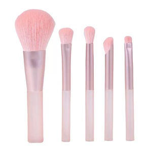 Boîte d'emballage en plastique PVC PET personnalisée par le fabricant pour pinceaux de <span class=keywords><strong>maquillage</strong></span>, boîte d'emballage en plastique transparente pour outils de beauté avec crochet - Product Image 6